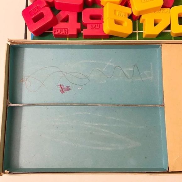 Vintage 1974 Trespass Board Game Parker Brothers Bilingual Instructions Complete - Picture 8 of 12